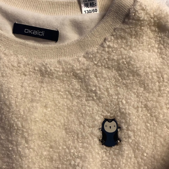 Sweaters - Picture 2 of 3